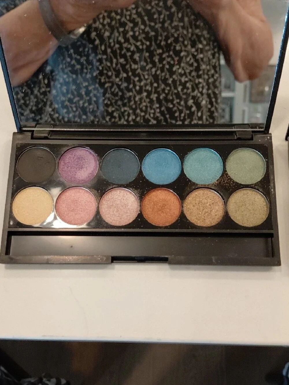 Sleek Makeup sleek makeup
